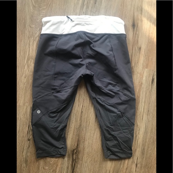 lululemon athletica Pants - 🍋LULULEMON 🍋Groove Crop Yoga 🧘🏻‍♀️